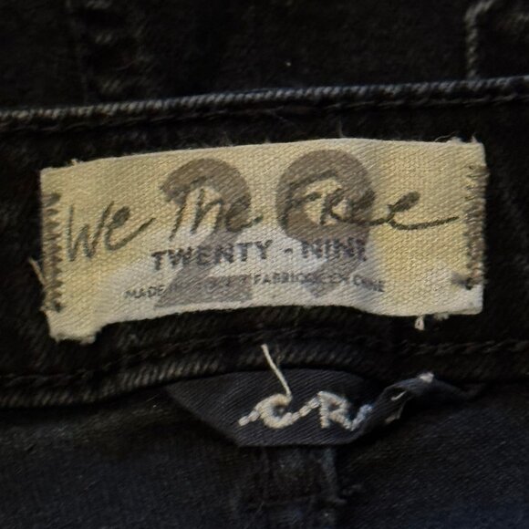 We The Free by Free People CRVY High Rise Black Denim Shorts – Size 29 - Picture 5 of 8